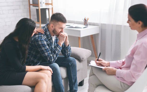 When Communication Breaks Down: How Couples Therapy Can Help