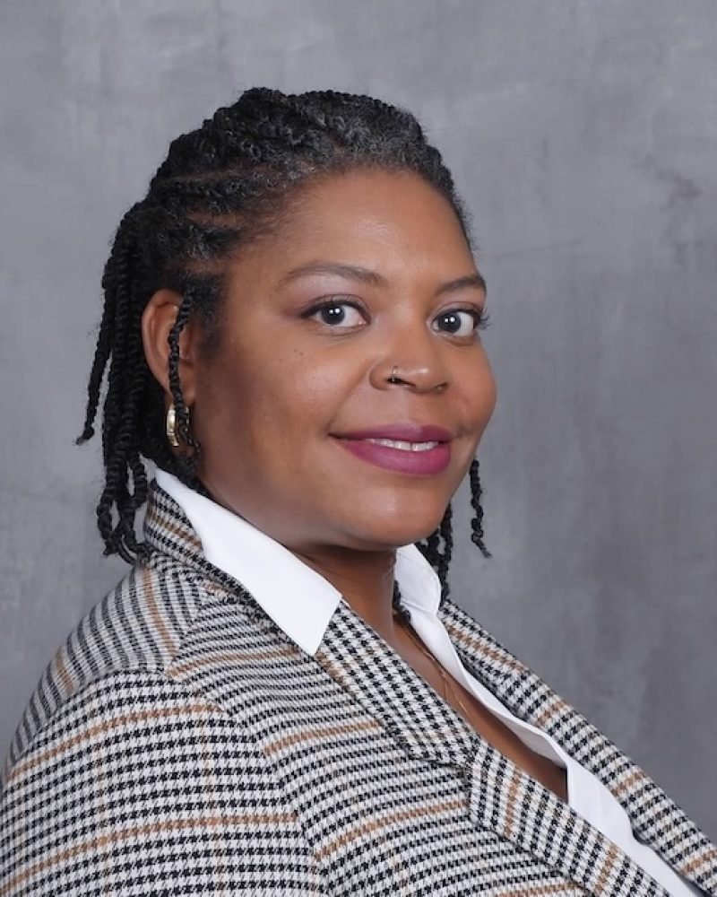 Bio_Photo_-_Samara_Cobb